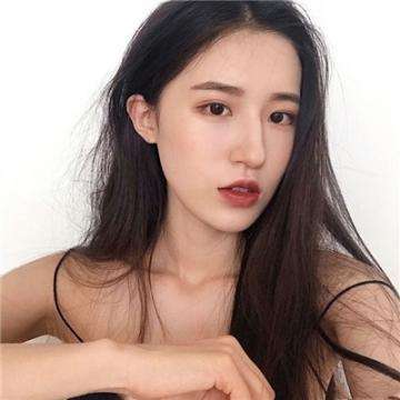 古力娜扎代言火龙复古传奇手游下载